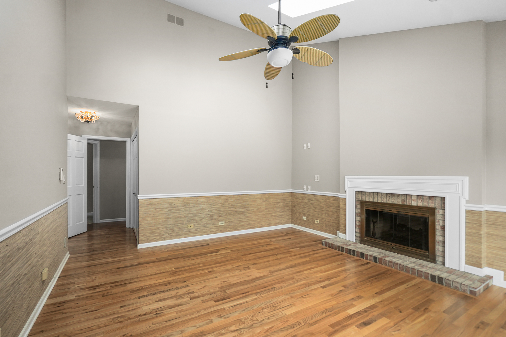 4240 Kingshill Circle, Naperville, IL 60564
