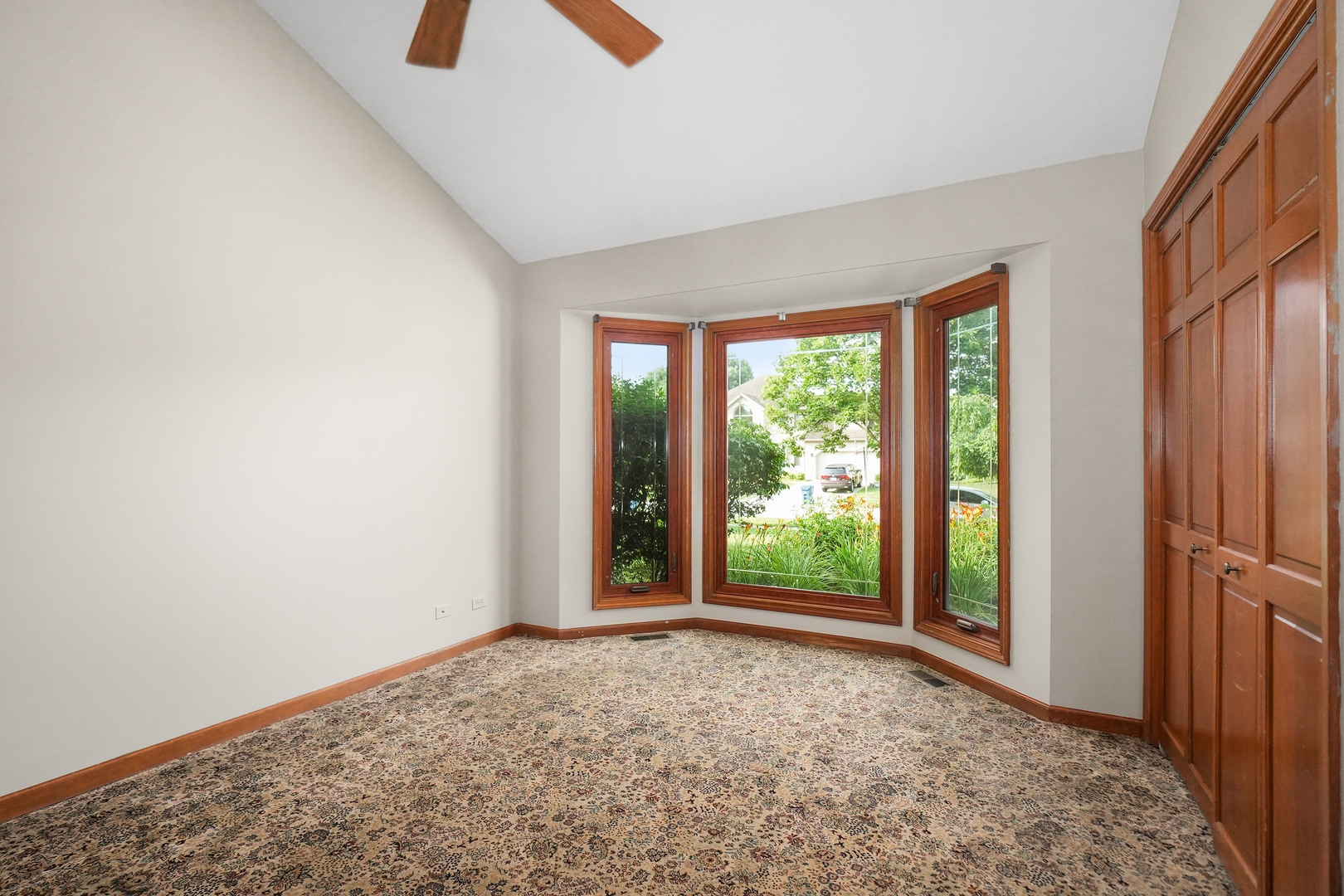 4240 Kingshill Circle, Naperville, IL 60564