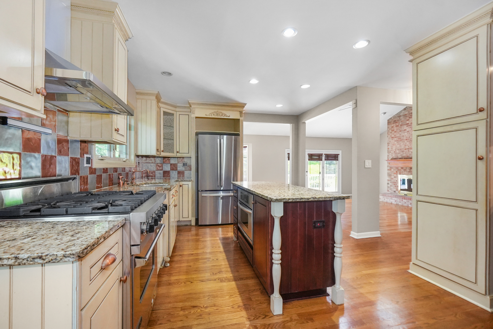 4240 Kingshill Circle, Naperville, IL 60564
