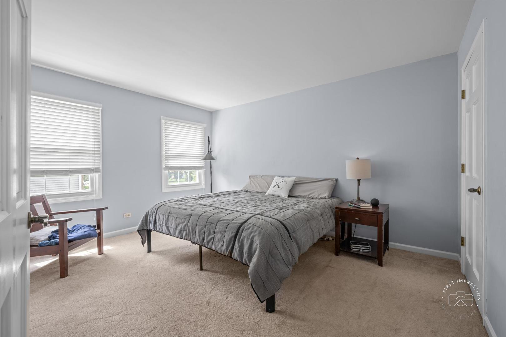 322 Arlington Avenue, Naperville, IL 60565