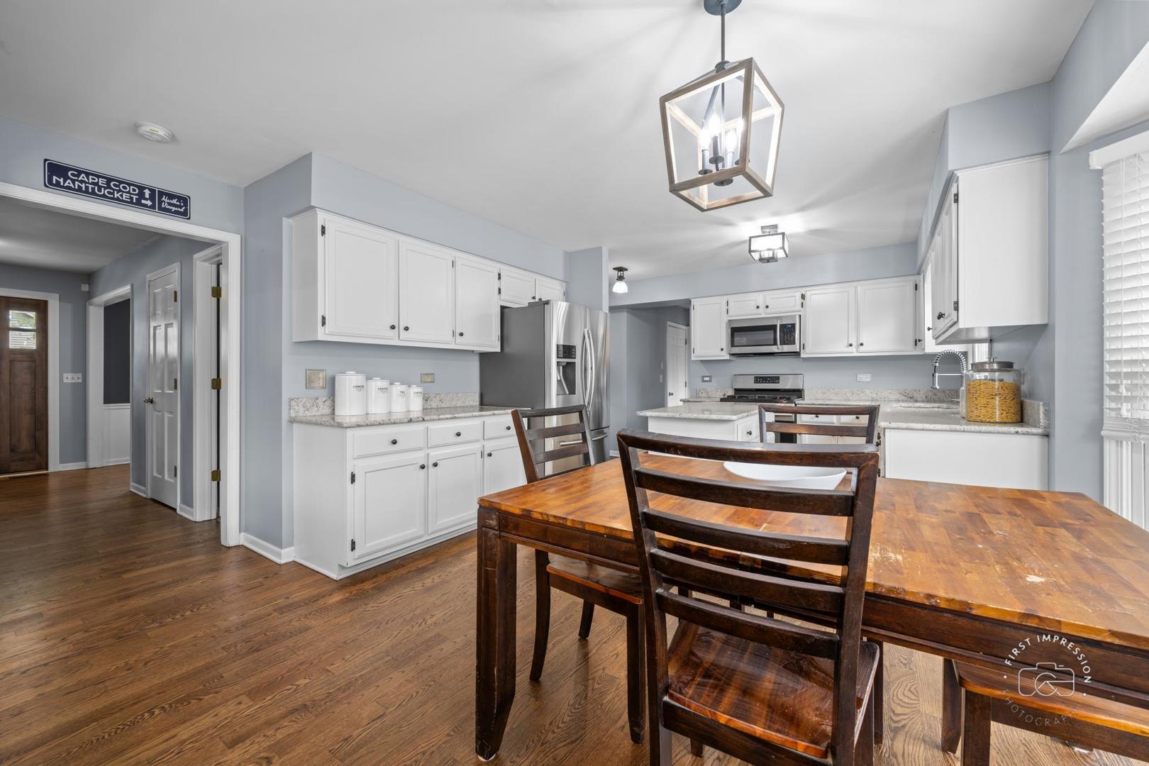 322 Arlington Avenue, Naperville, IL 60565