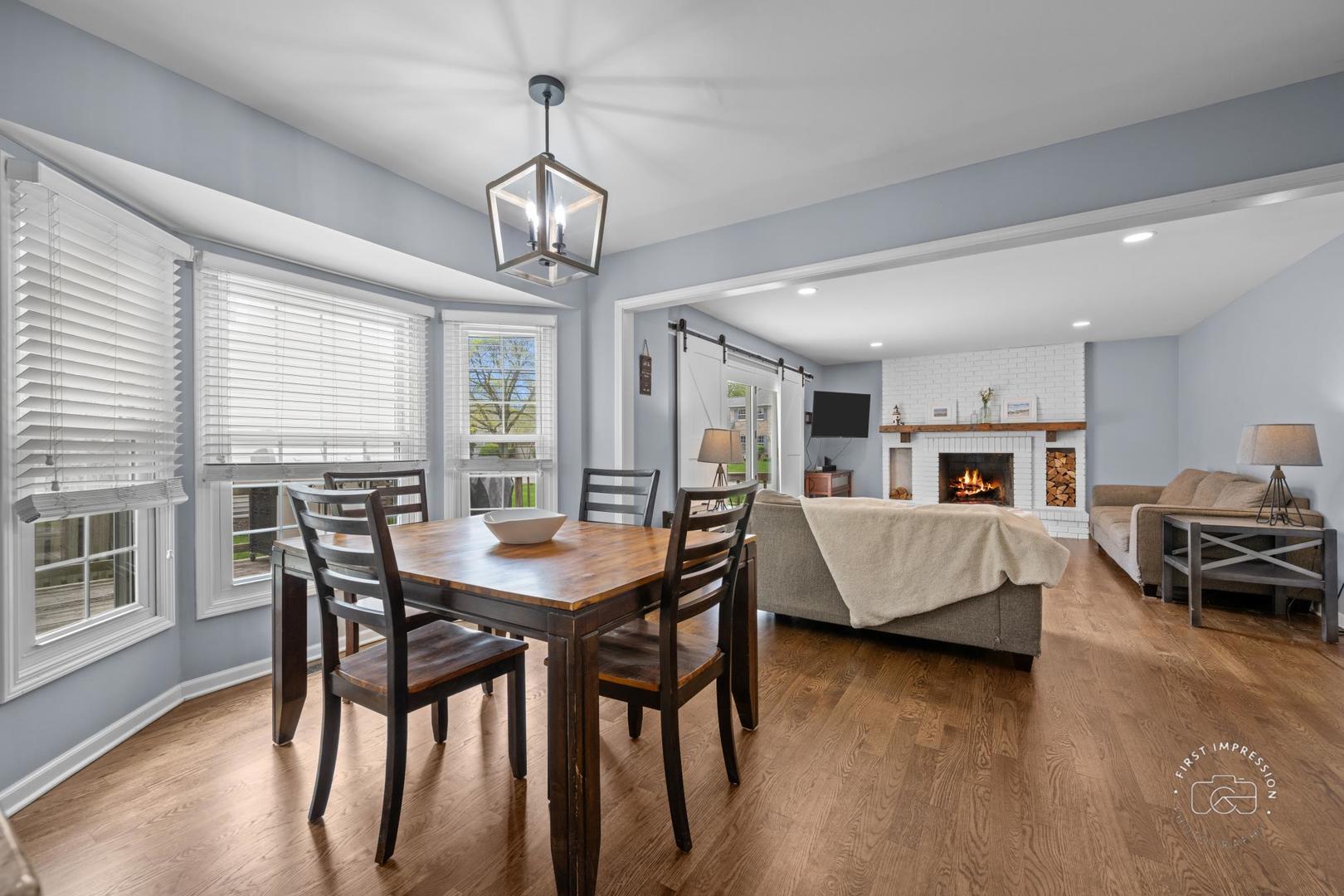 322 Arlington Avenue, Naperville, IL 60565