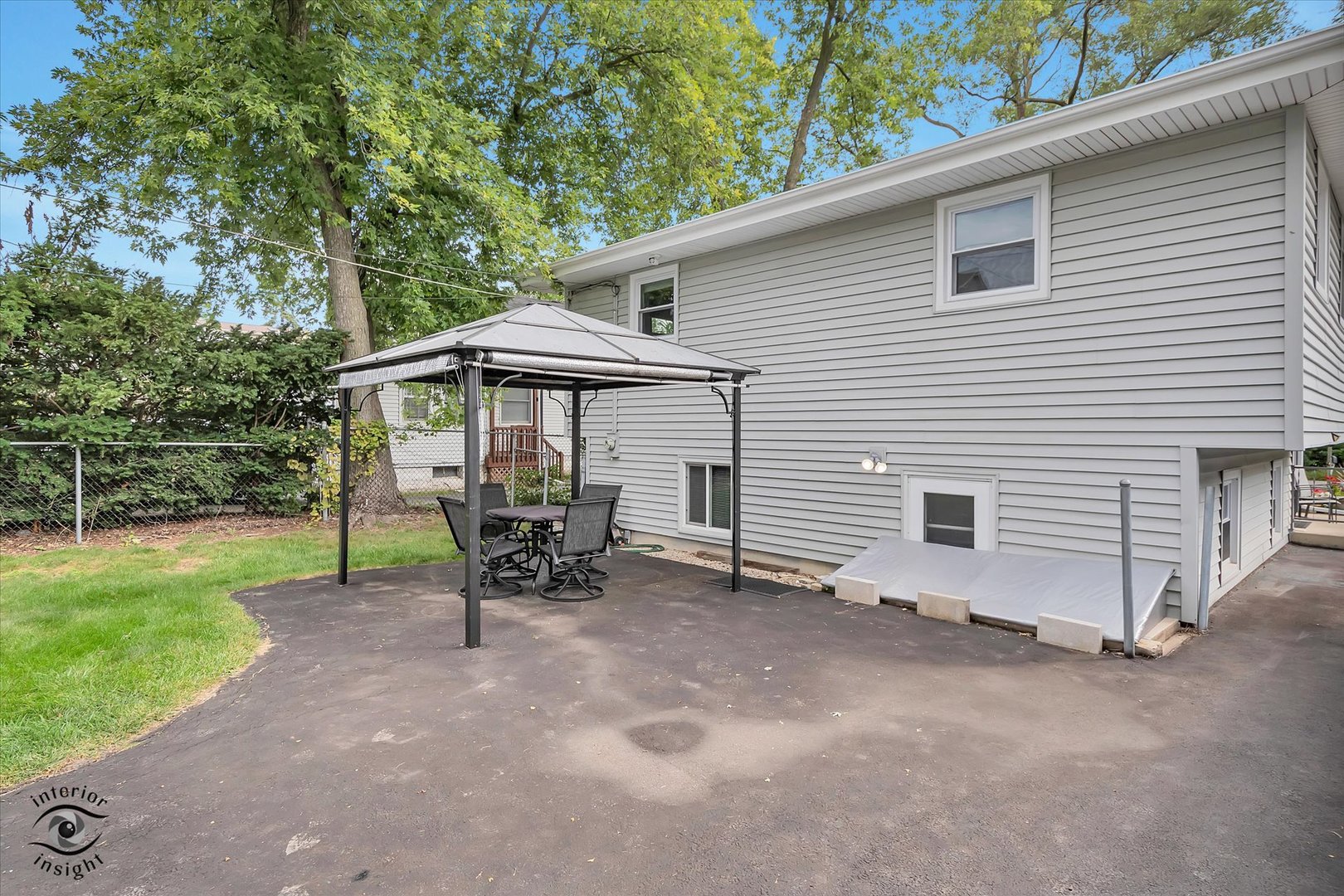 4848 Francisco Avenue, Downers Grove, IL 60515