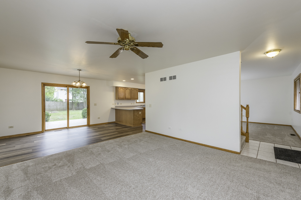 3627 Atlantic Avenue, Gurnee, IL 60031