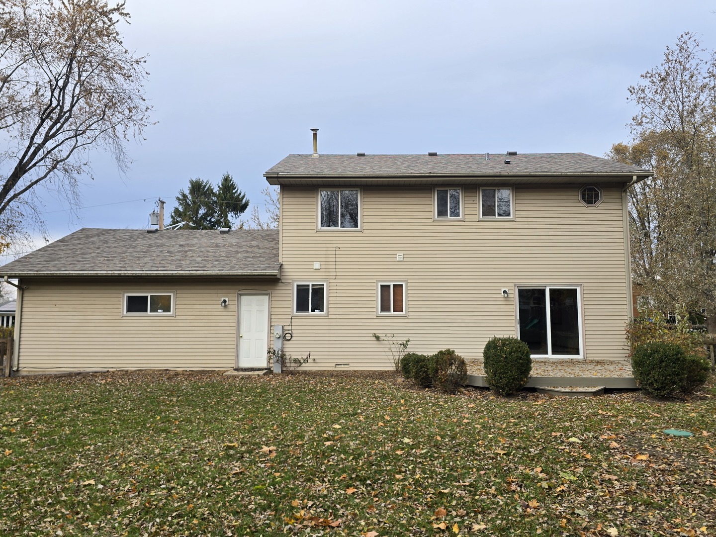 3627 Atlantic Avenue, Gurnee, IL 60031