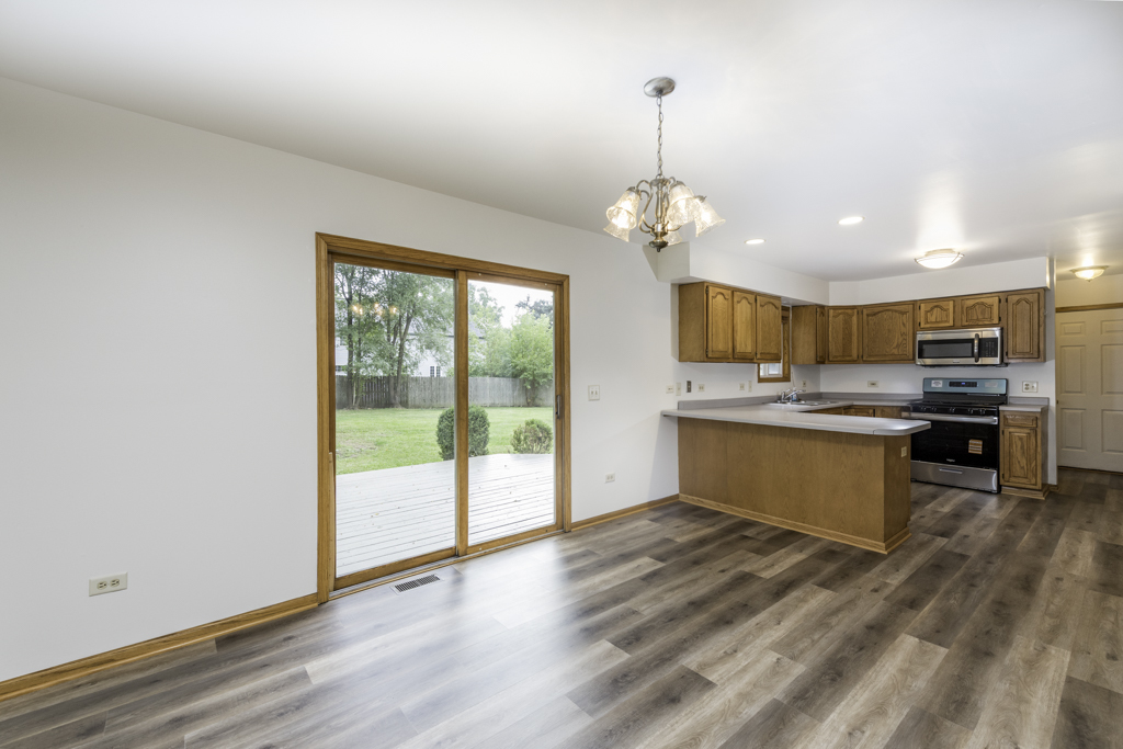 3627 Atlantic Avenue, Gurnee, IL 60031