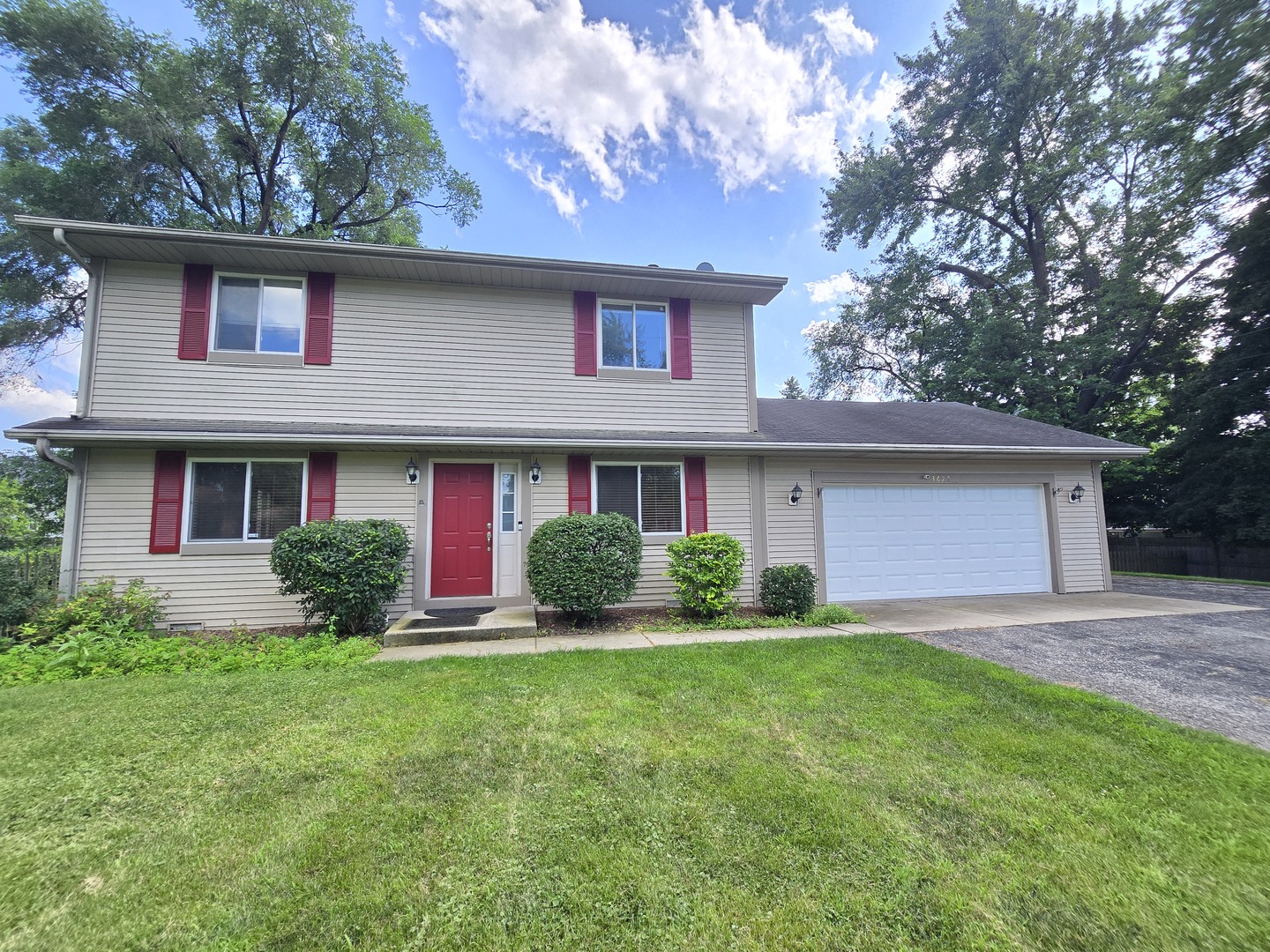 3627 Atlantic Avenue, Gurnee, IL 60031