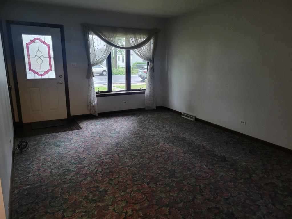 7840 Massasoit Avenue, Burbank, IL 60454
