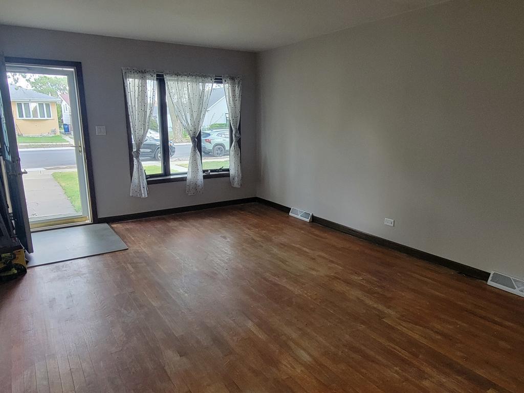 7840 Massasoit Avenue, Burbank, IL 60459