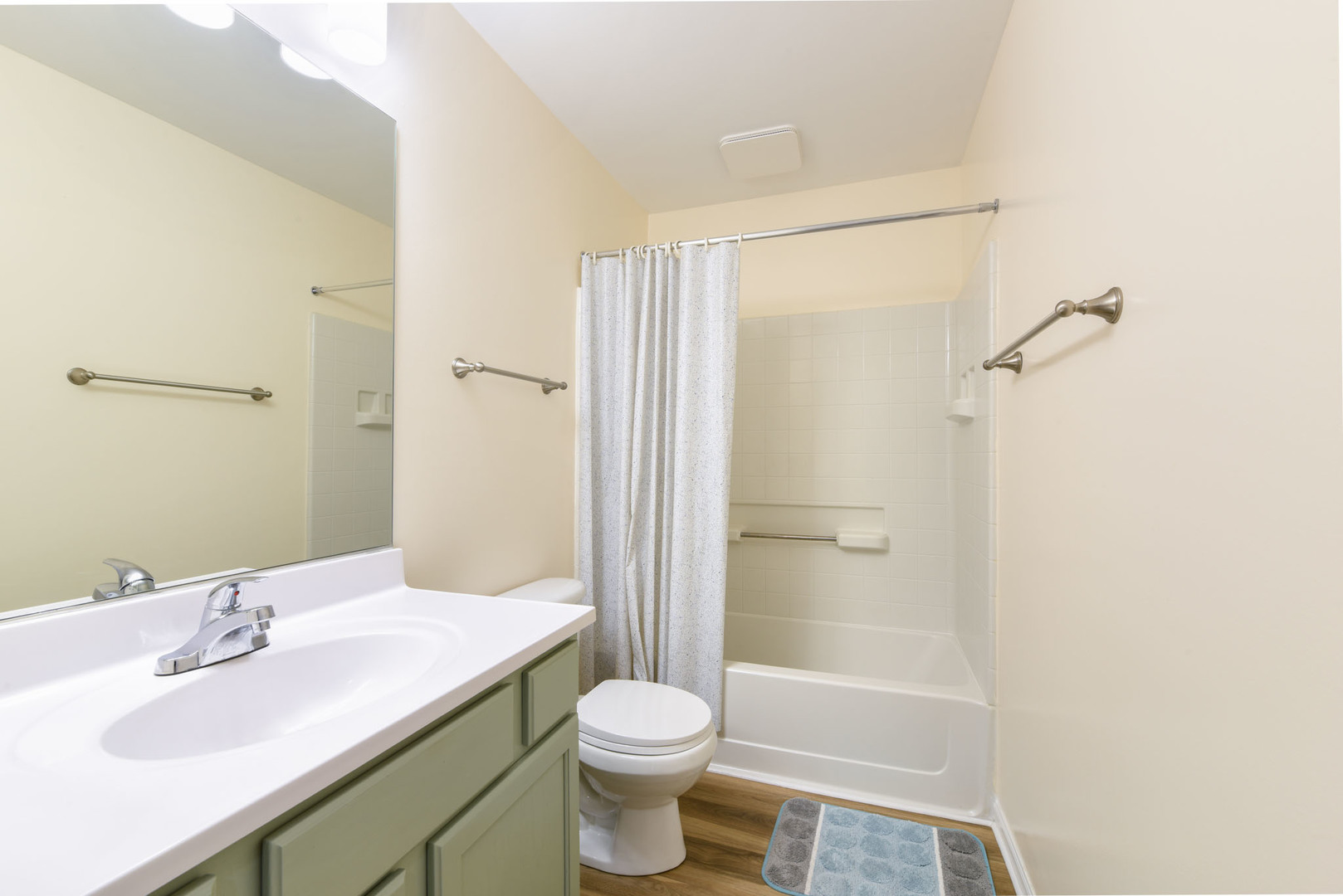 1516 S ABINGTON Lane, Round Lake, IL 60073