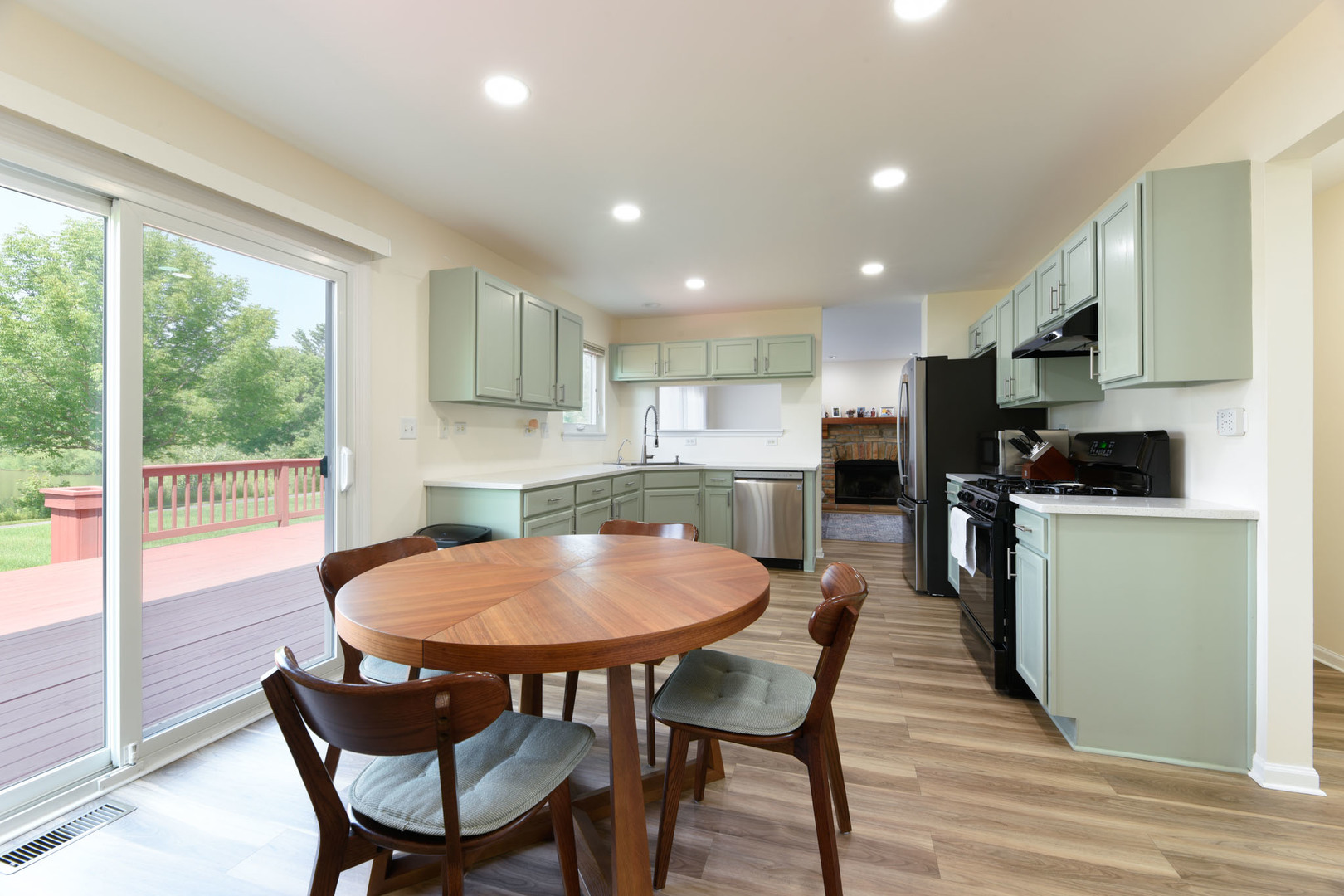 1516 S ABINGTON Lane, Round Lake, IL 60073