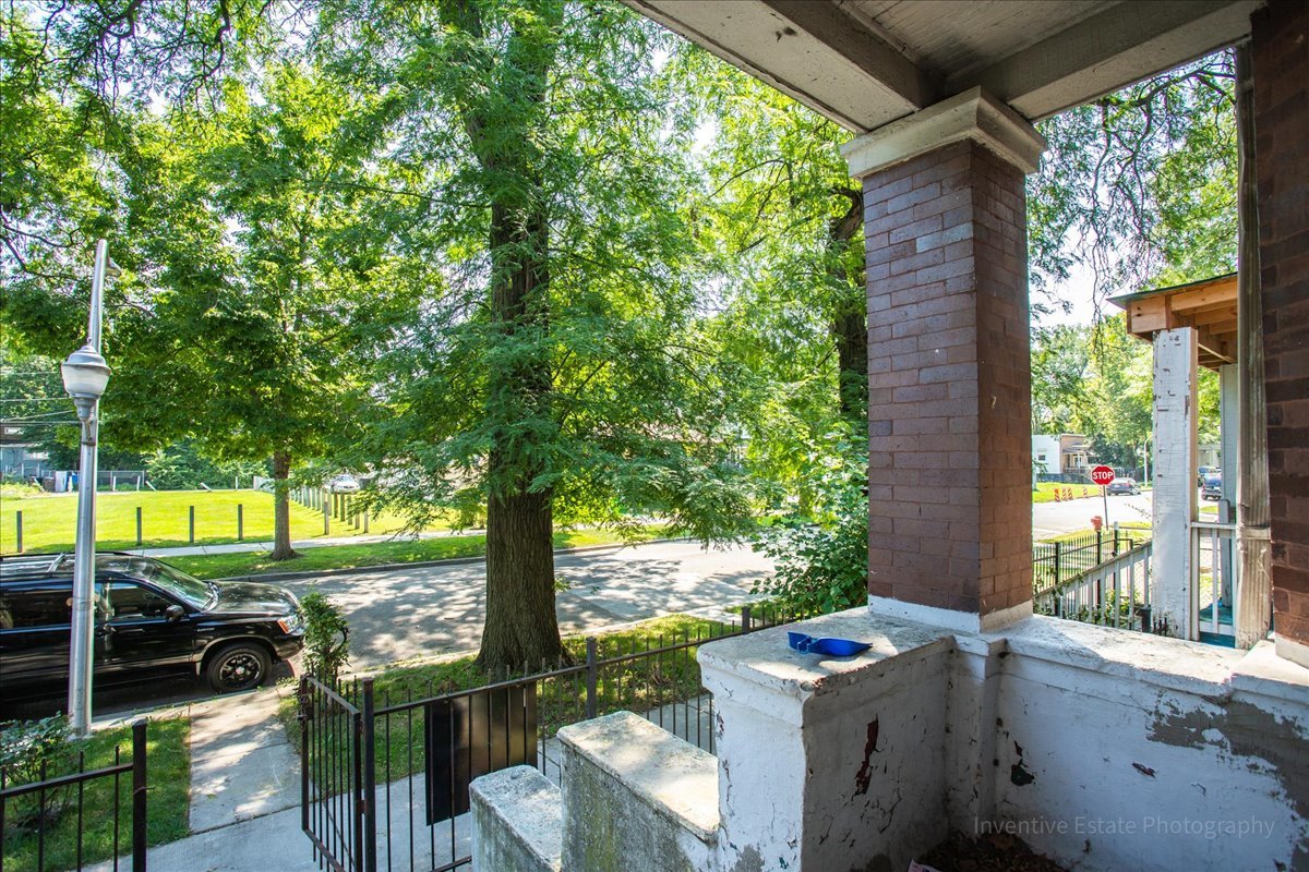 5750 S Paulina Street, Chicago, IL 60636