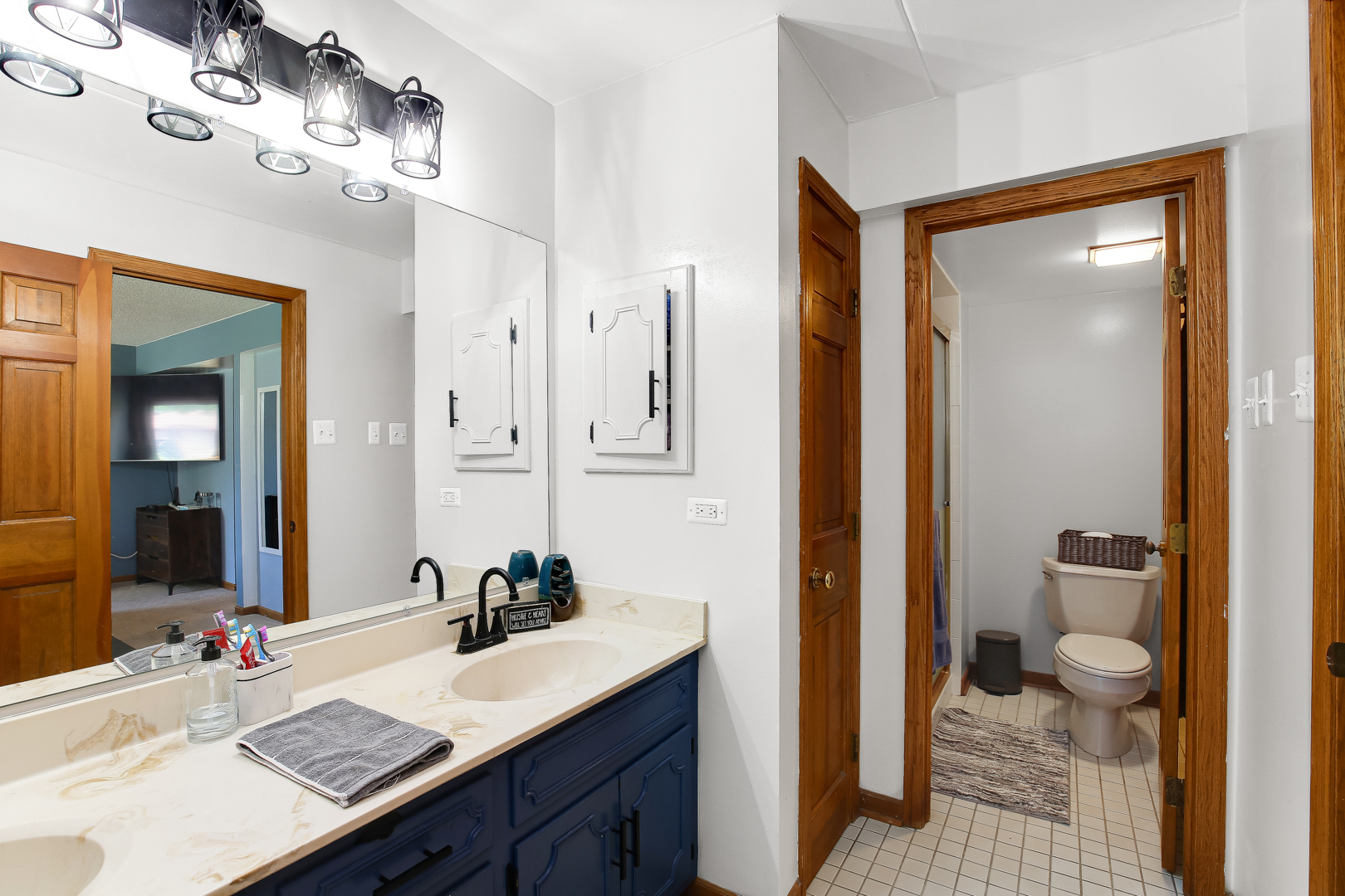 8966 Silverdale Drive #8D, Orland Park, IL 60462