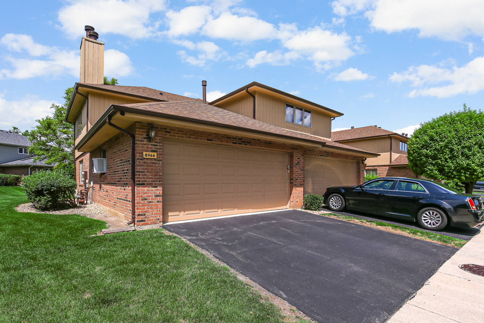 8966 Silverdale Drive #8D, Orland Park, IL 60462