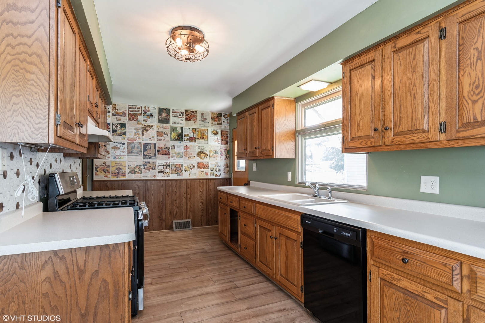 1604 Avalon Avenue, Joliet, IL 60435