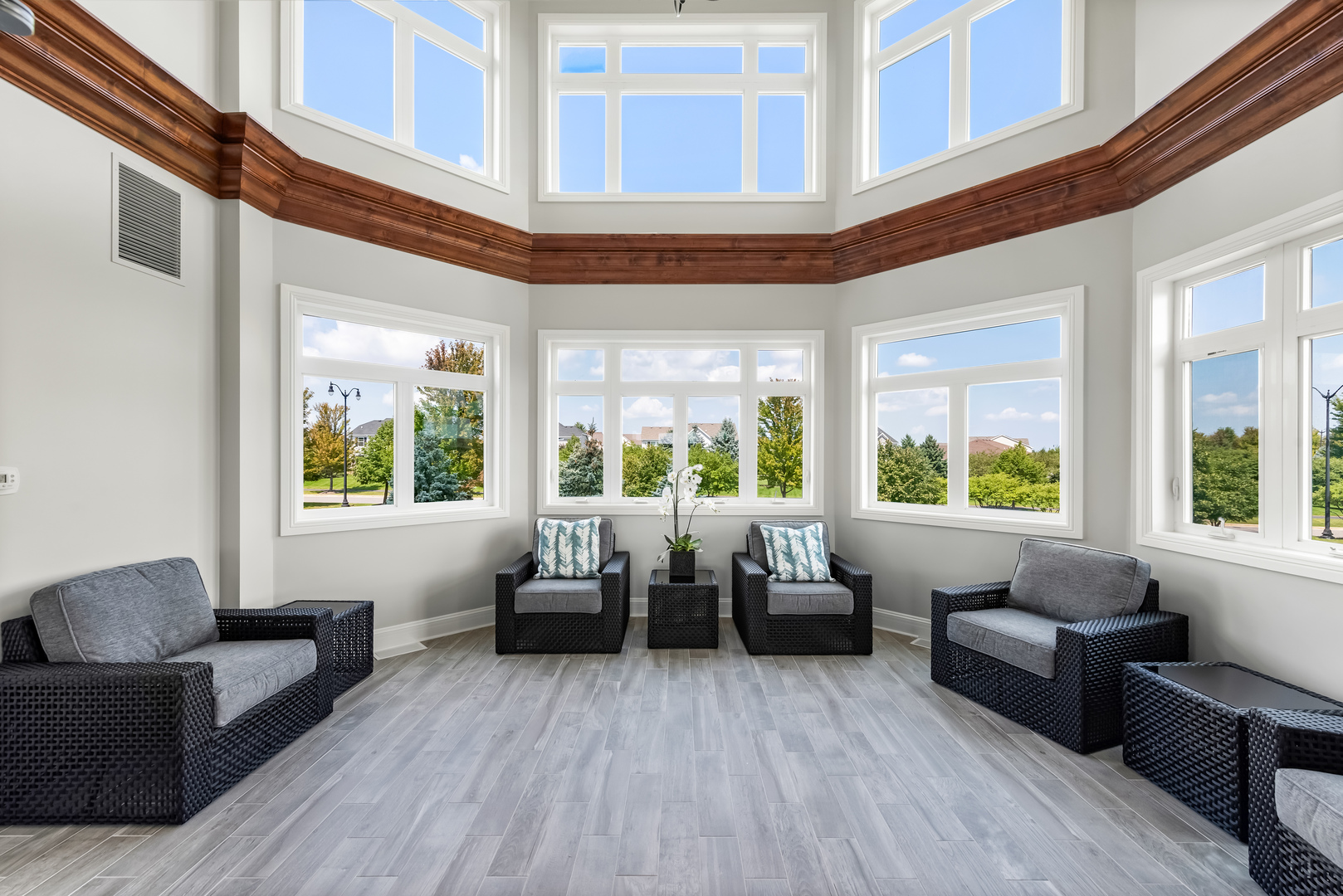 10204 Leopold Lane, Huntley, IL 60142