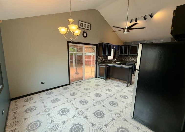 24633 W Passavant Avenue, Round Lake, IL 60073
