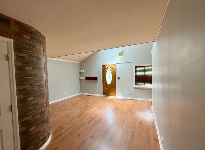 24633 W Passavant Avenue, Round Lake, IL 60073