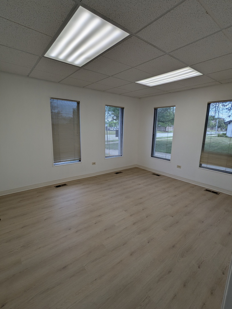 17500 Carriageway Drive #C, Hazel Crest, IL 60429