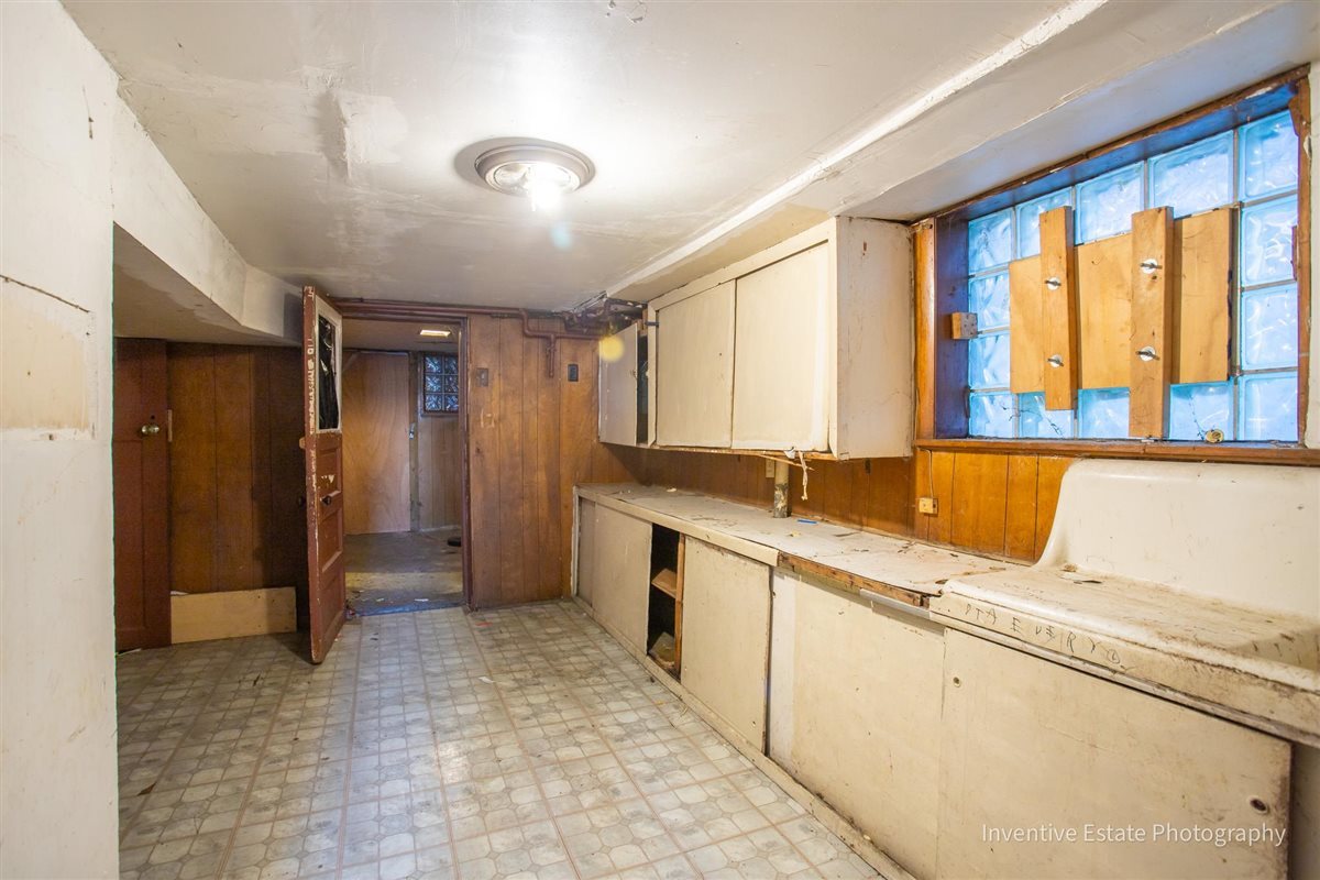 5045 S Winchester Avenue, Chicago, IL 60609
