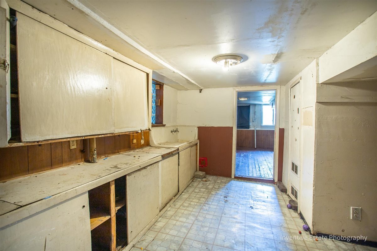 5045 S Winchester Avenue, Chicago, IL 60609