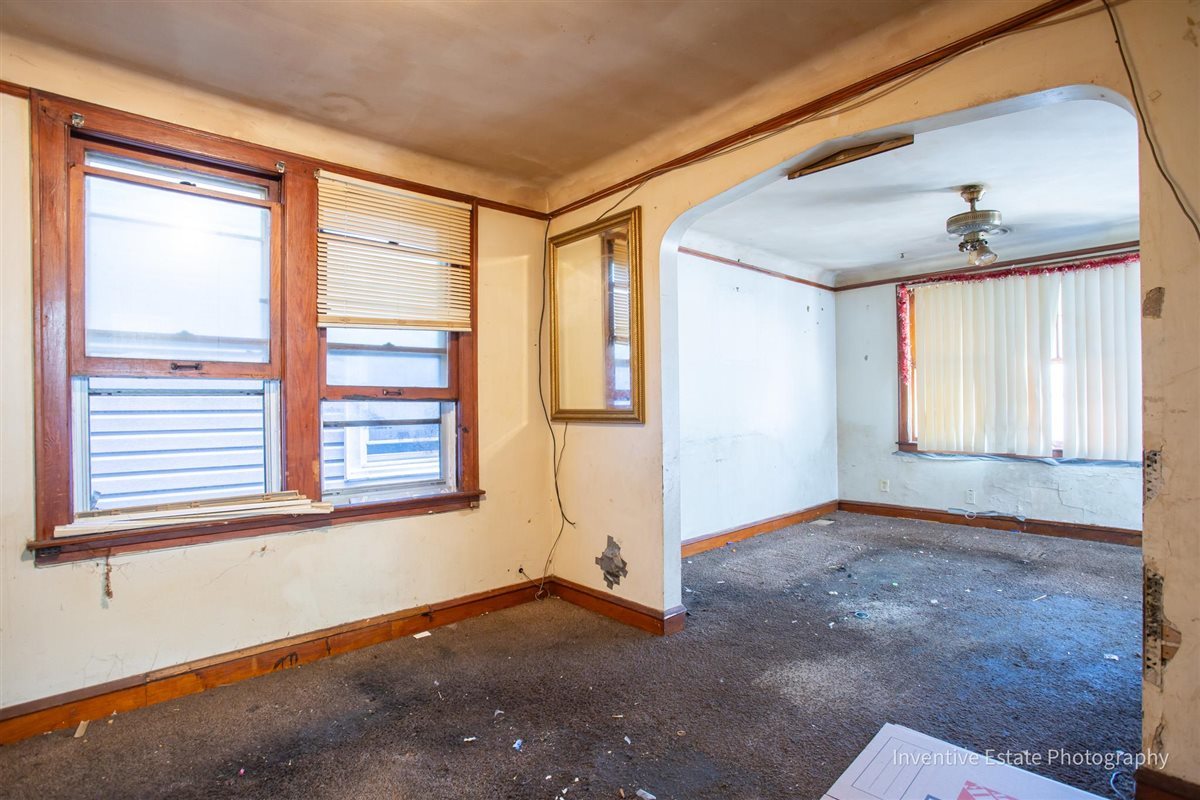 5045 S Winchester Avenue, Chicago, IL 60609