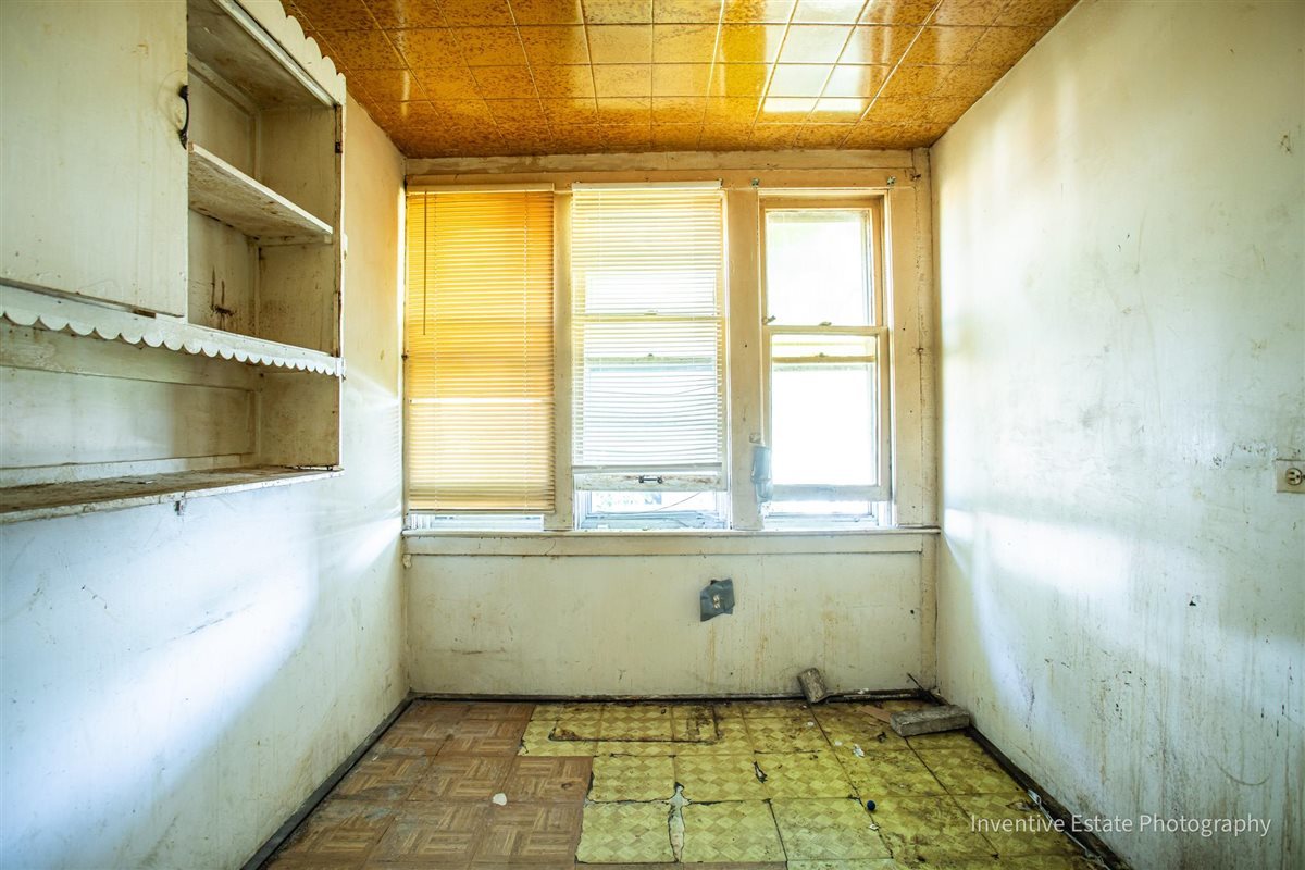 5045 S Winchester Avenue, Chicago, IL 60609