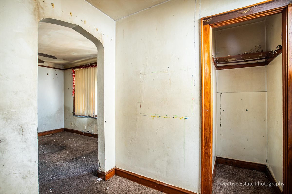 5045 S Winchester Avenue, Chicago, IL 60609