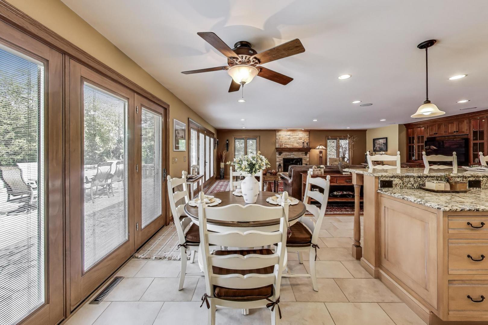 21070 W Columbia Court, Lake Zurich, IL 60047
