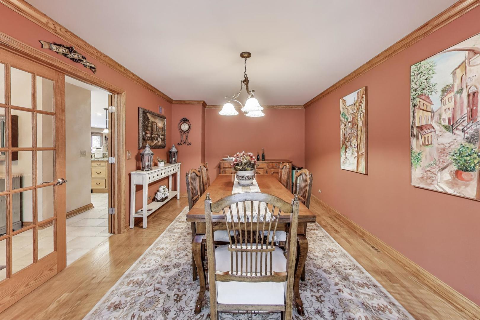 21070 W Columbia Court, Lake Zurich, IL 60047