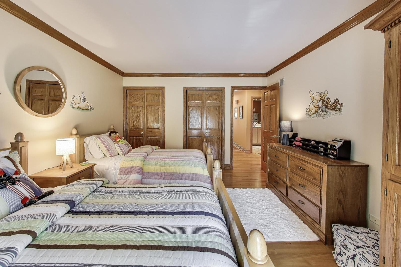 21070 W Columbia Court, Lake Zurich, IL 60047