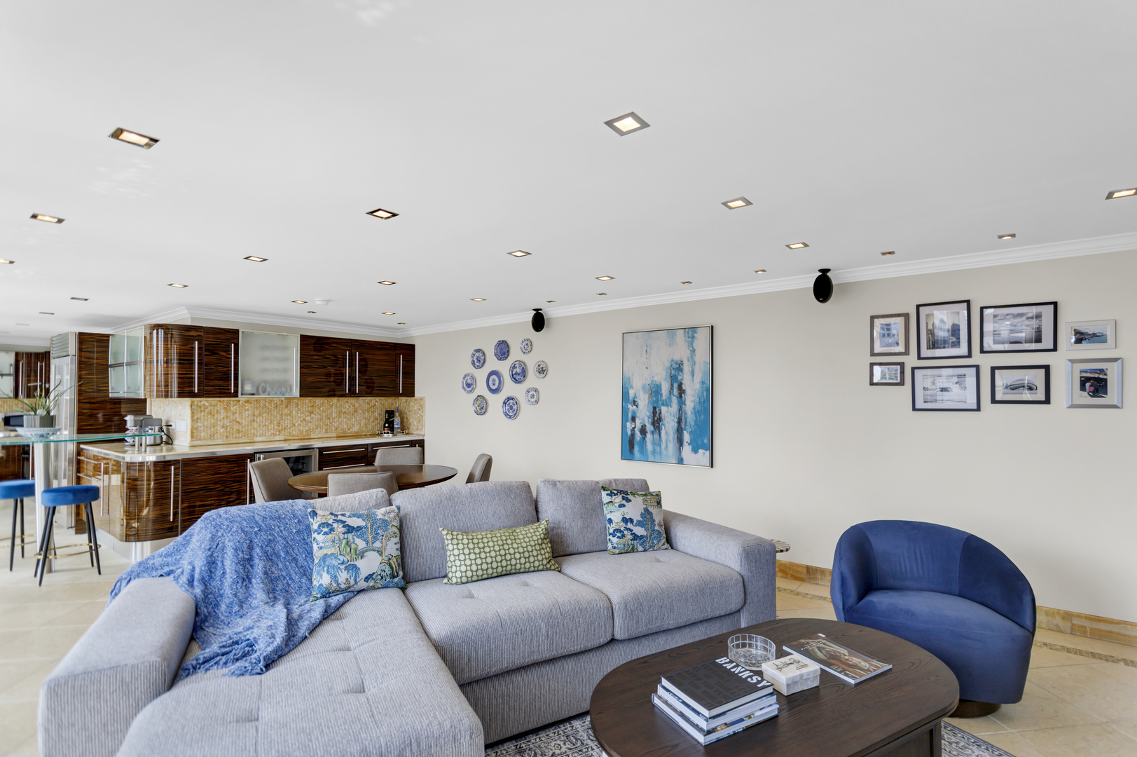 111 E Chestnut Street #24C, Chicago, IL 60611