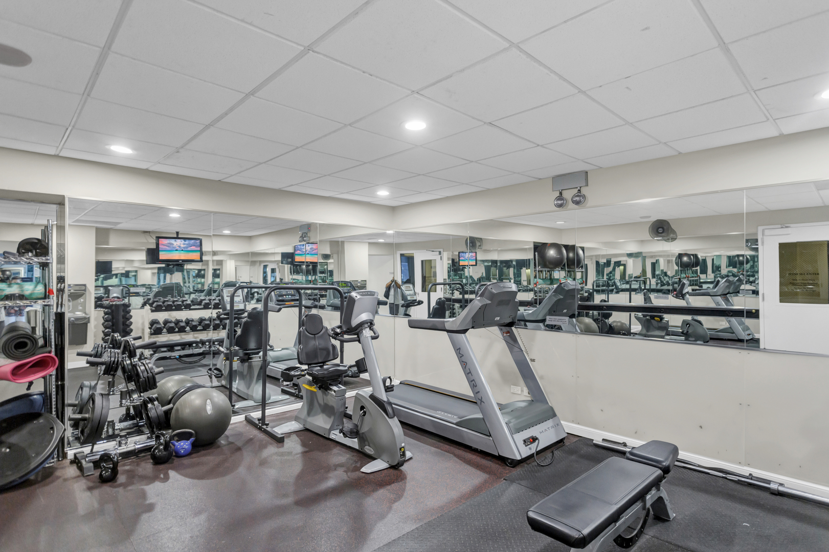 111 E Chestnut Street #24C, Chicago, IL 60611
