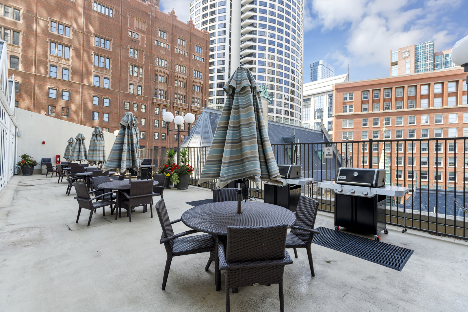 111 E Chestnut Street #24C, Chicago, IL 60611