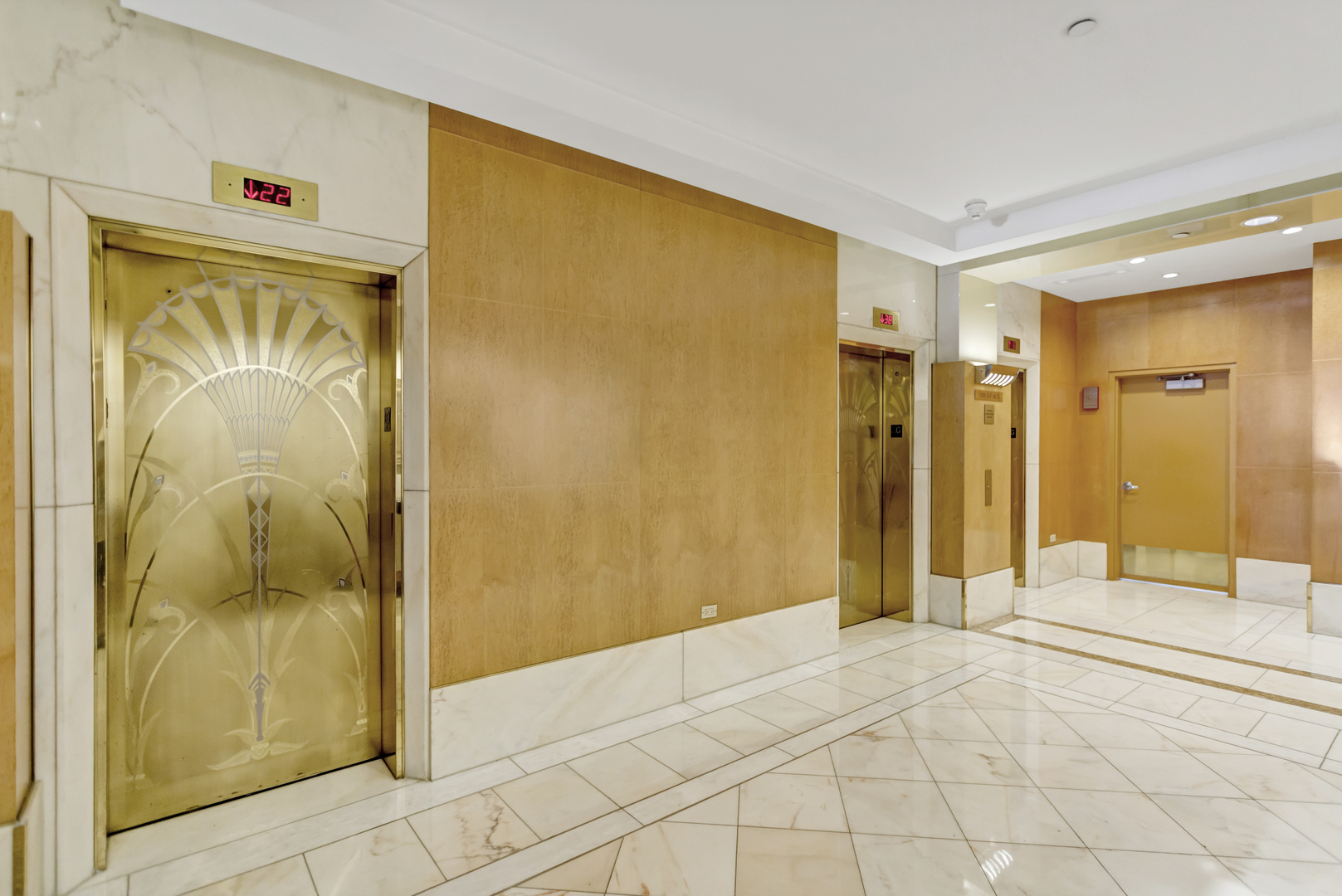 111 E Chestnut Street #24C, Chicago, IL 60611