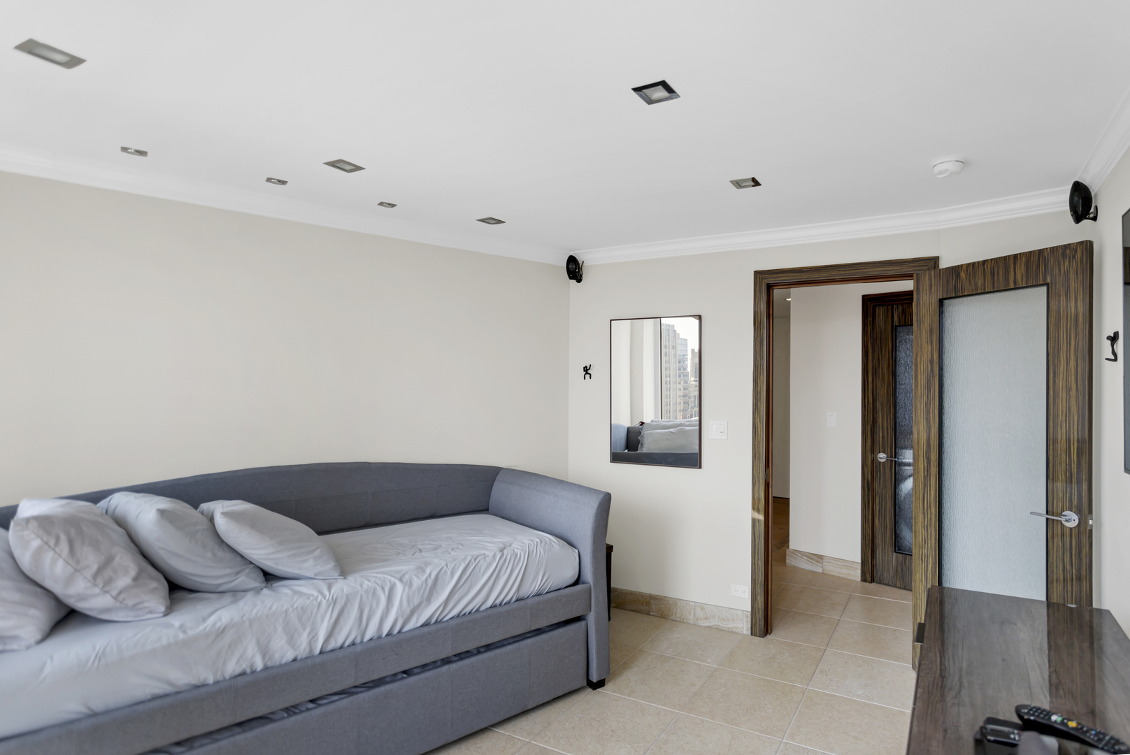 111 E Chestnut Street #24C, Chicago, IL 60611