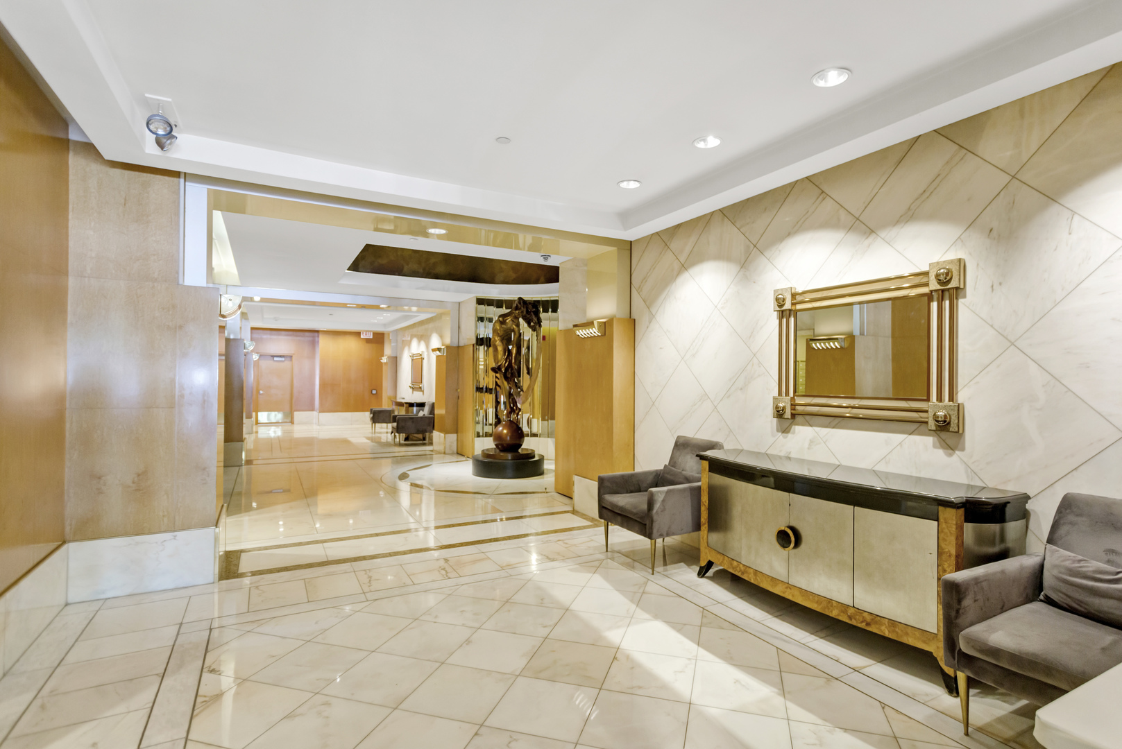 111 E Chestnut Street #24C, Chicago, IL 60611