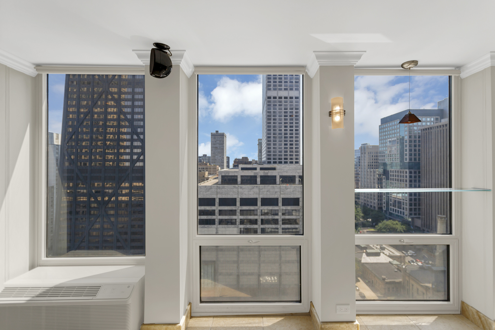 111 E Chestnut Street #24C, Chicago, IL 60611