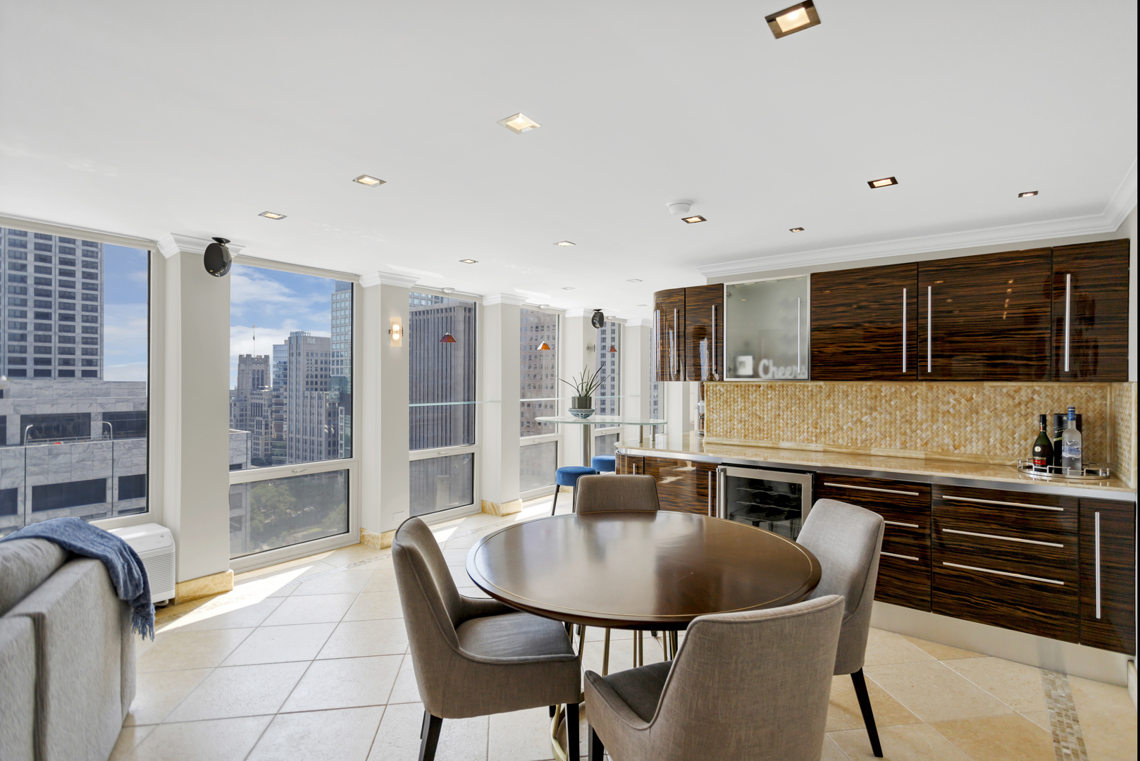 111 E Chestnut Street #24C, Chicago, IL 60611