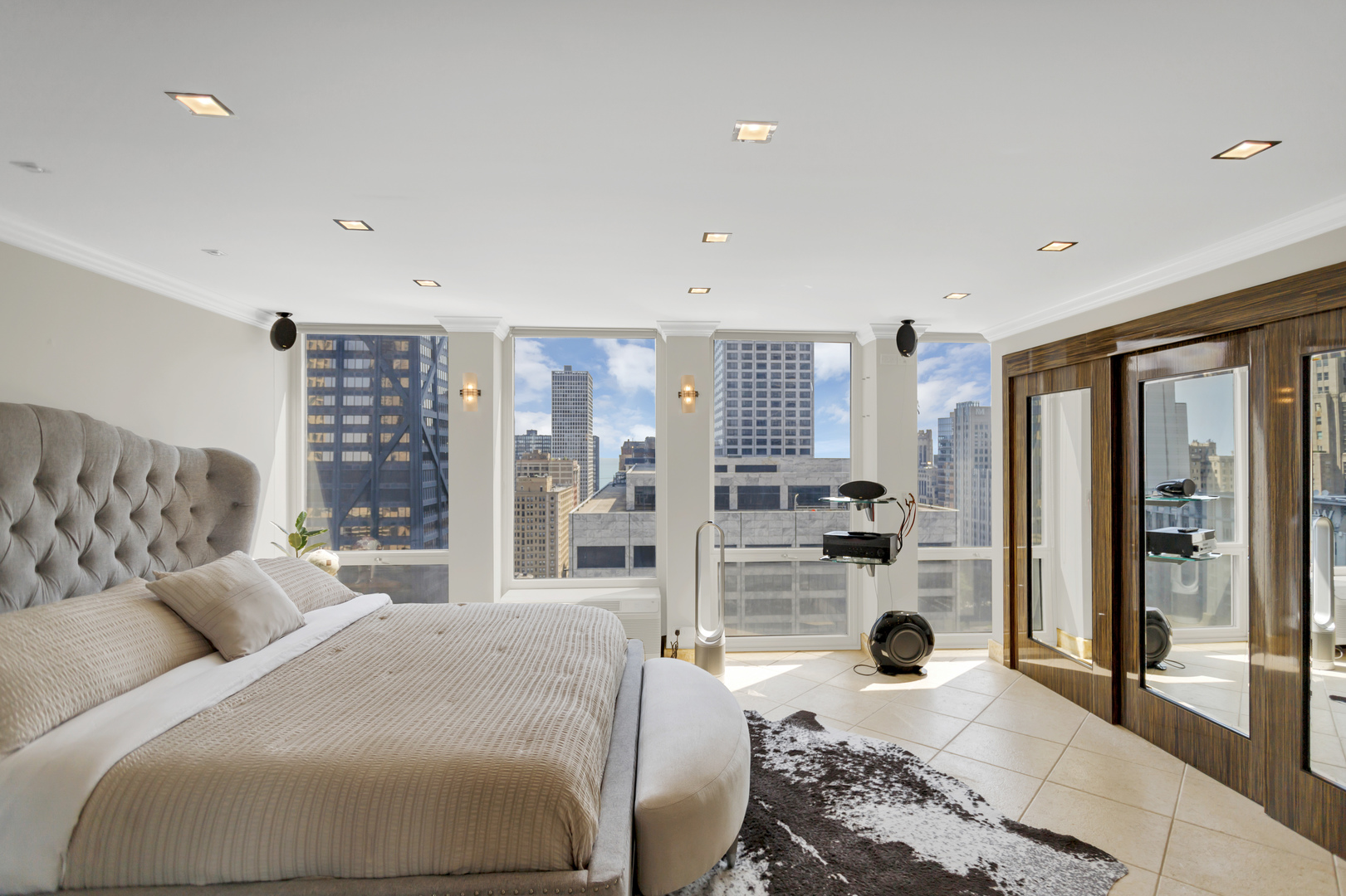 111 E Chestnut Street #24C, Chicago, IL 60611