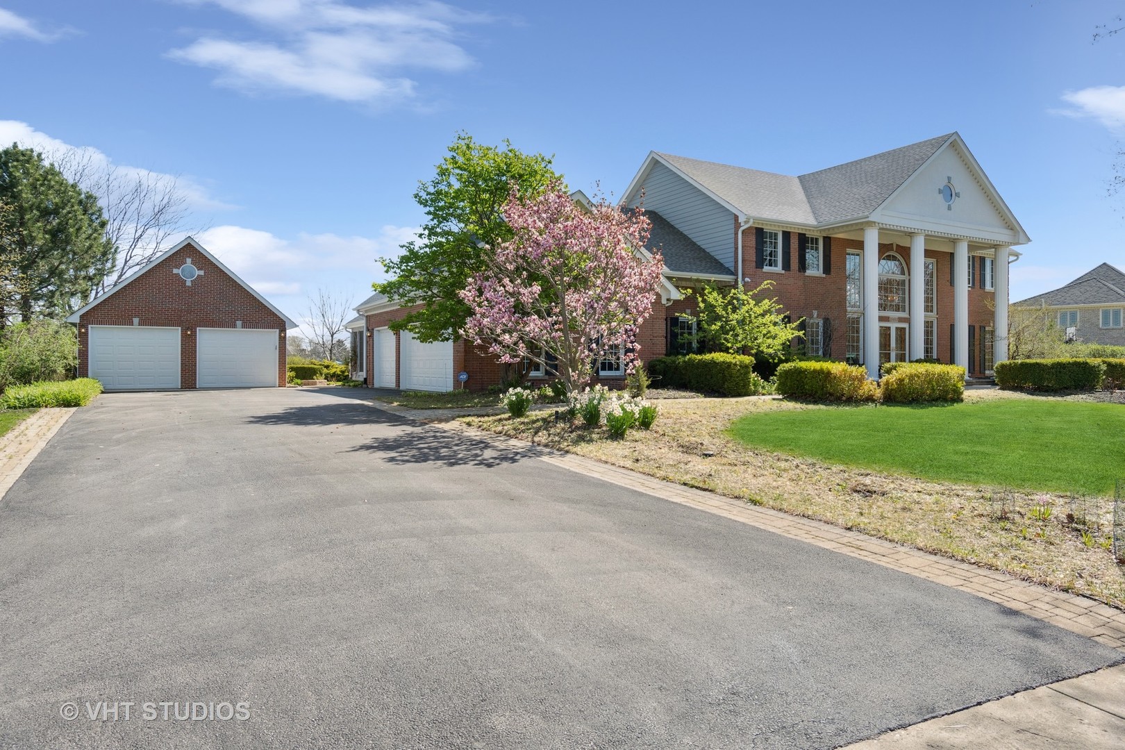 10603 Royal Porthcawl Drive, Naperville, IL 60564