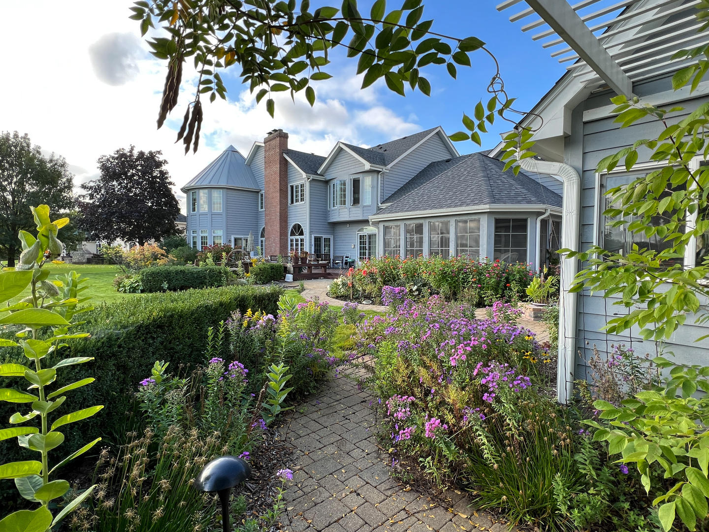 10603 Royal Porthcawl Drive, Naperville, IL 60564