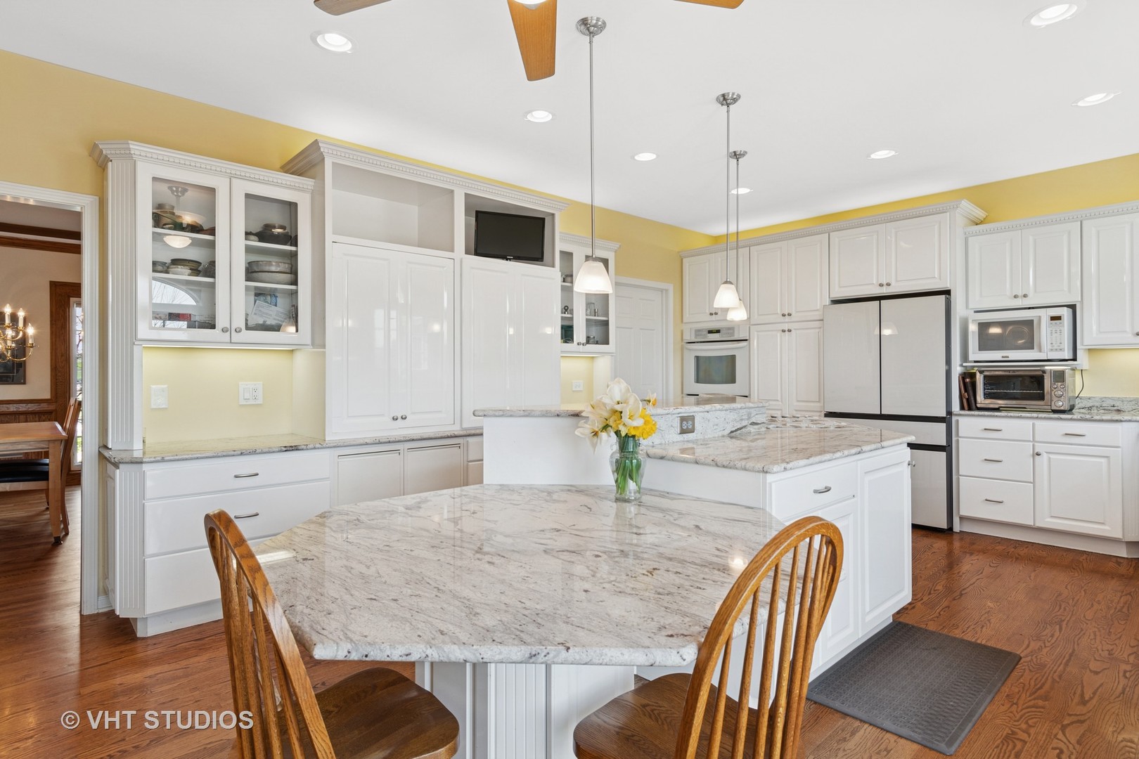 10603 Royal Porthcawl Drive, Naperville, IL 60564