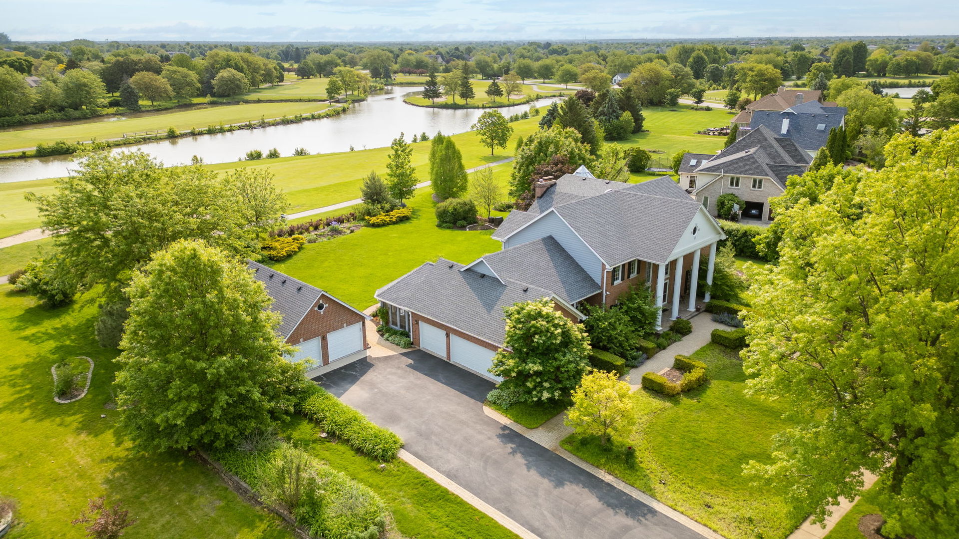 10603 Royal Porthcawl Drive, Naperville, IL 60564