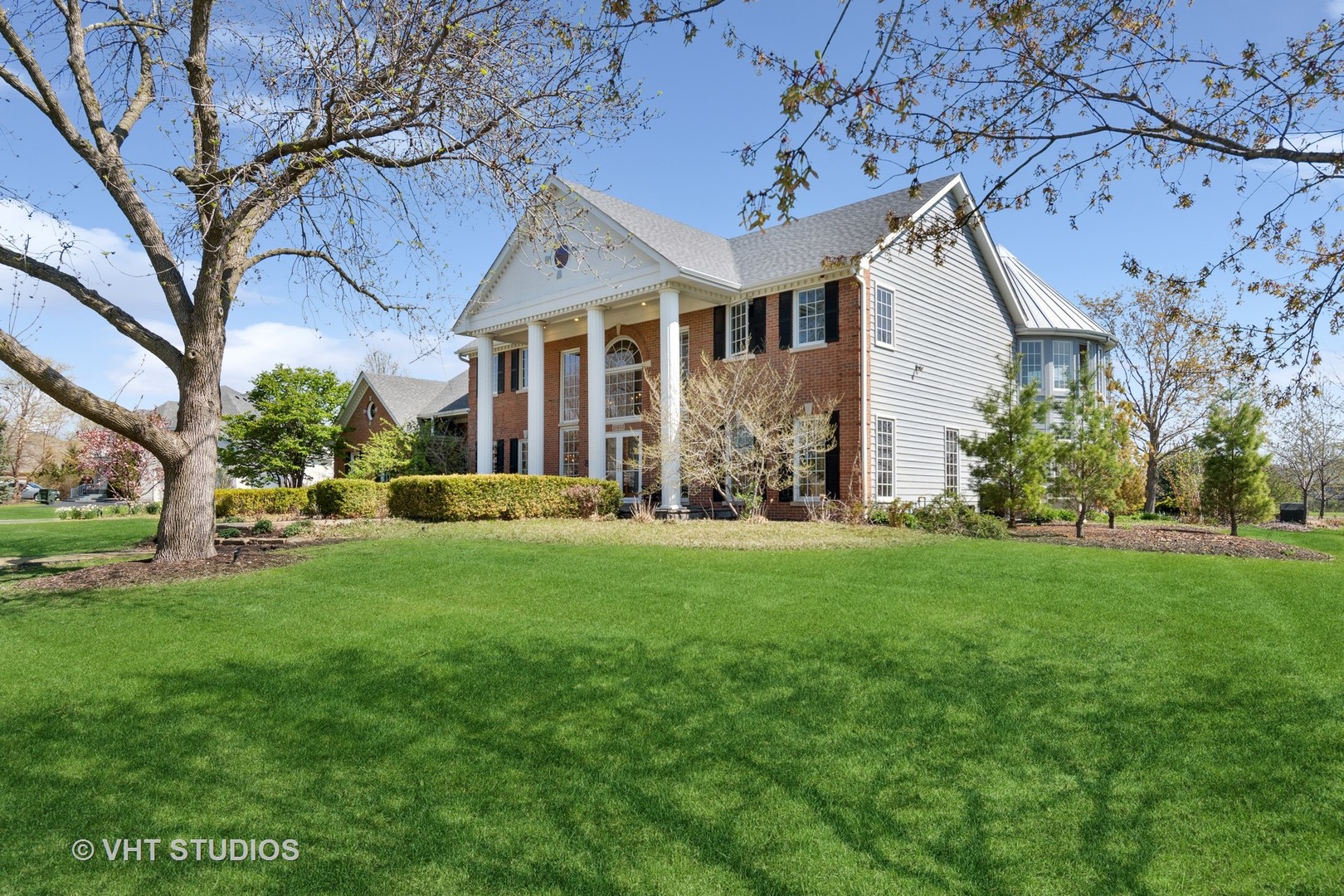 10603 Royal Porthcawl Drive, Naperville, IL 60564