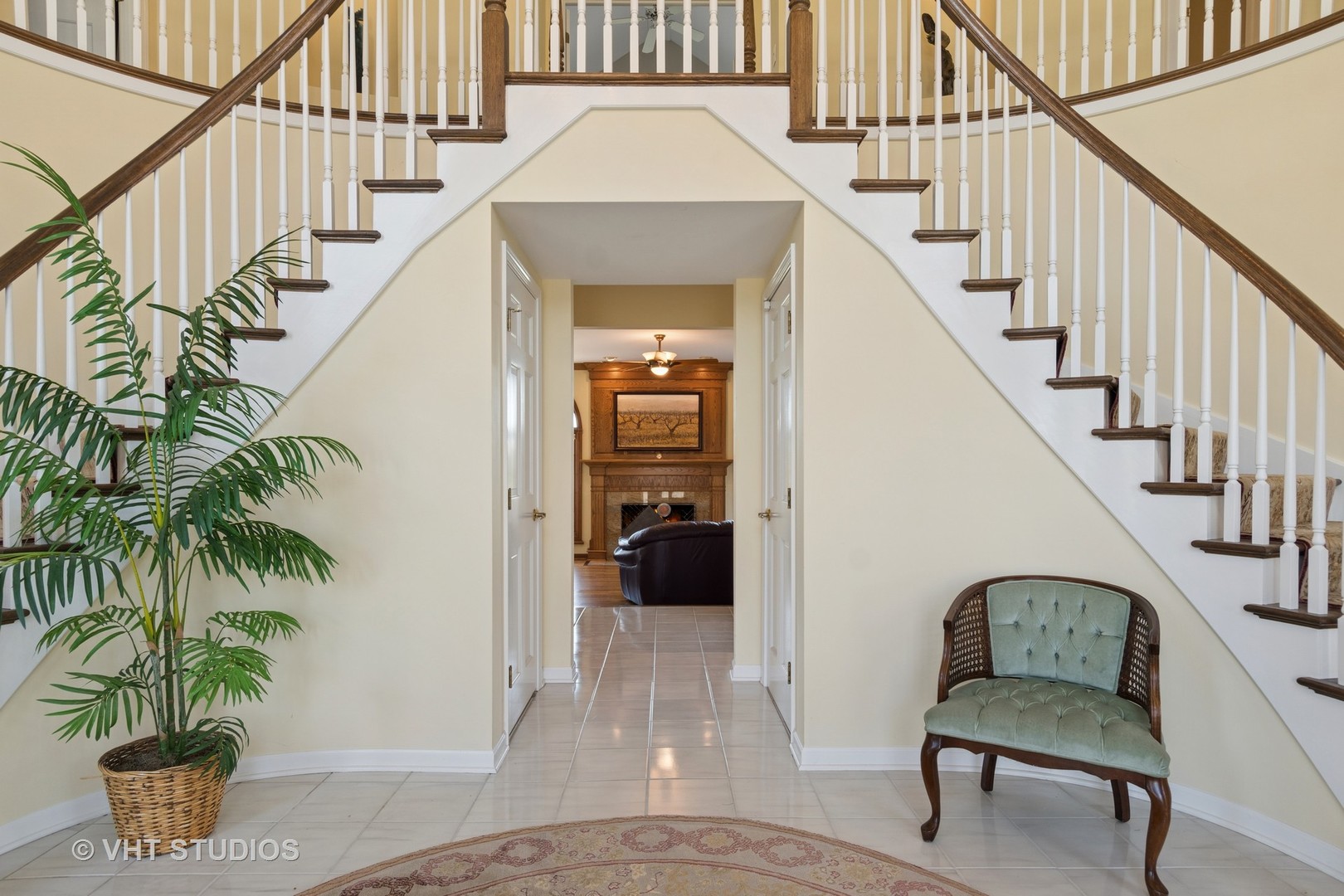10603 Royal Porthcawl Drive, Naperville, IL 60564