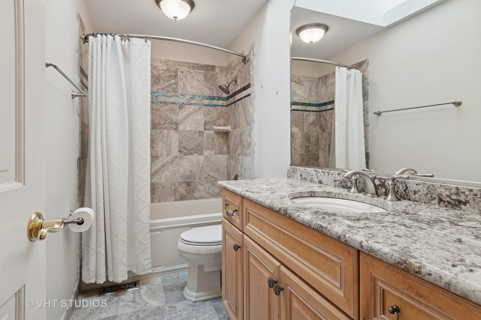 10603 Royal Porthcawl Drive, Naperville, IL 60564