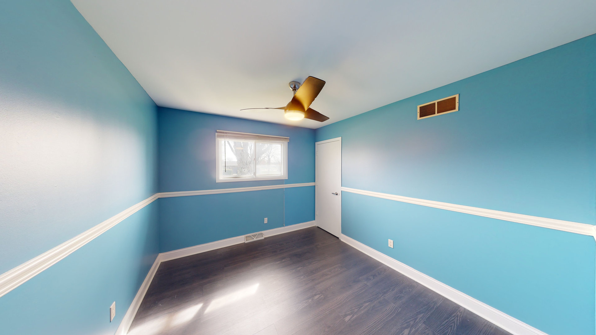 10412 Dawn Avenue, Naperville, IL 60564