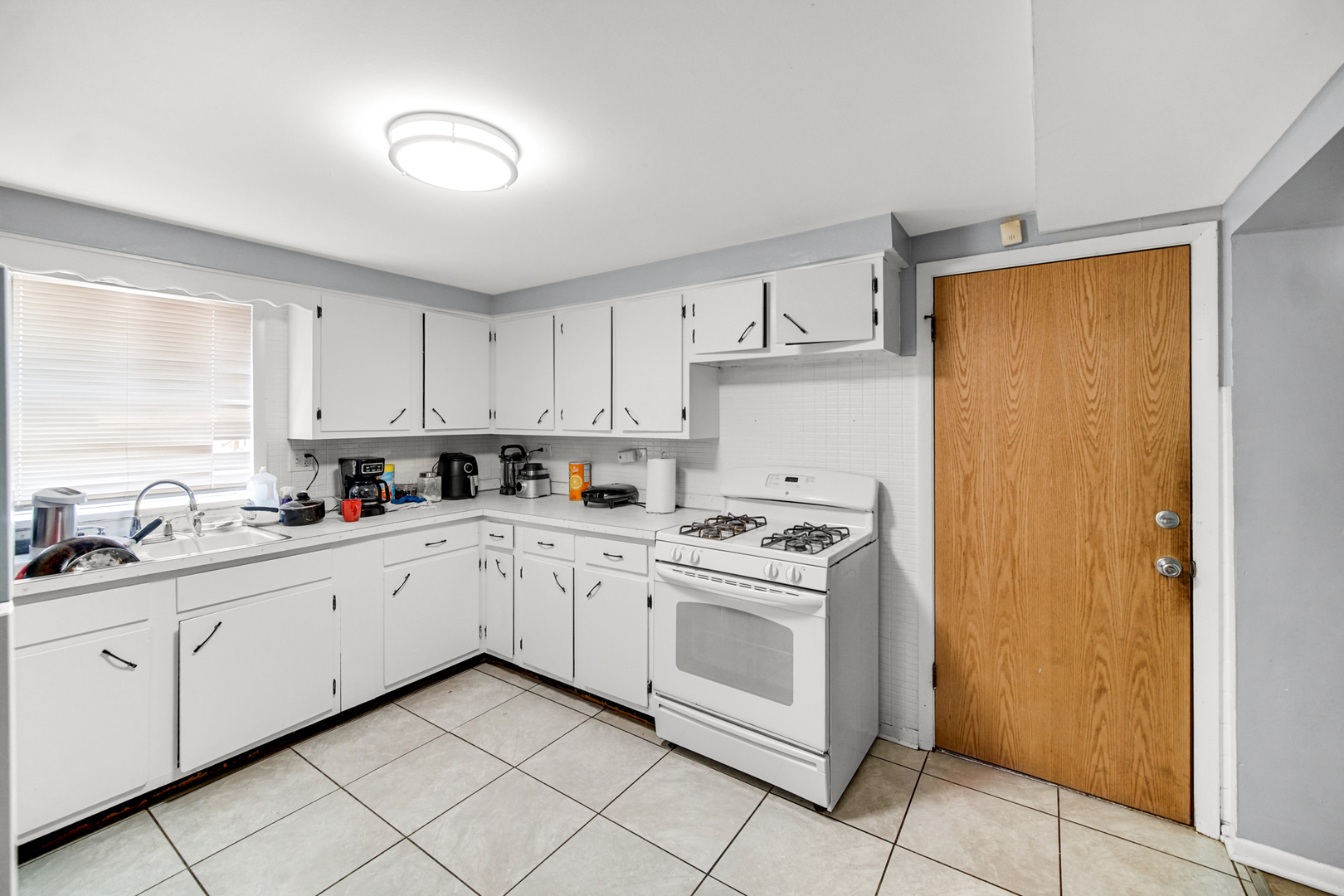 1306 N 36th Avenue, Melrose Park, IL 60160