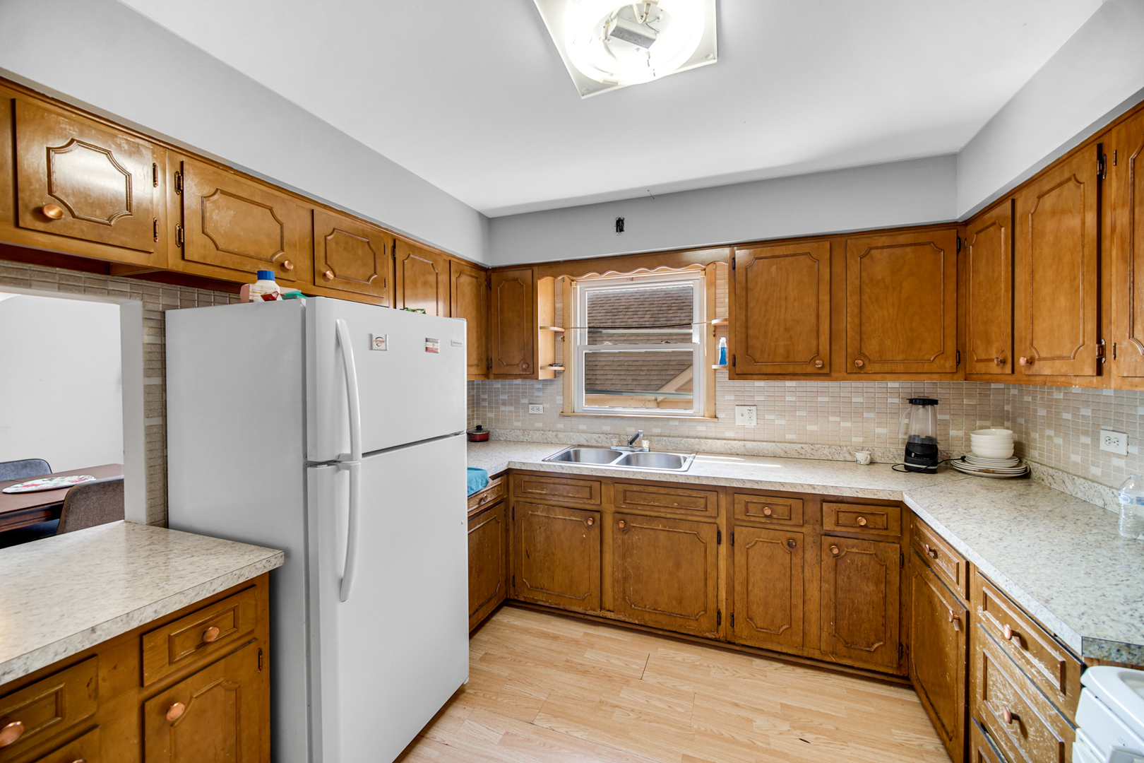 1306 N 36th Avenue, Melrose Park, IL 60160